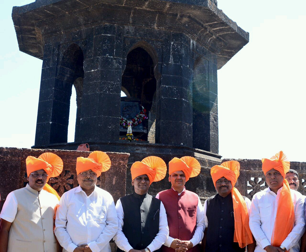 bjp leaders at raigad