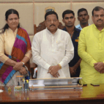 safai kamgar dhanadesh vitaran